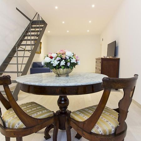 Palazzo D'Auria Aparthotel Napoli Ngoại thất bức ảnh