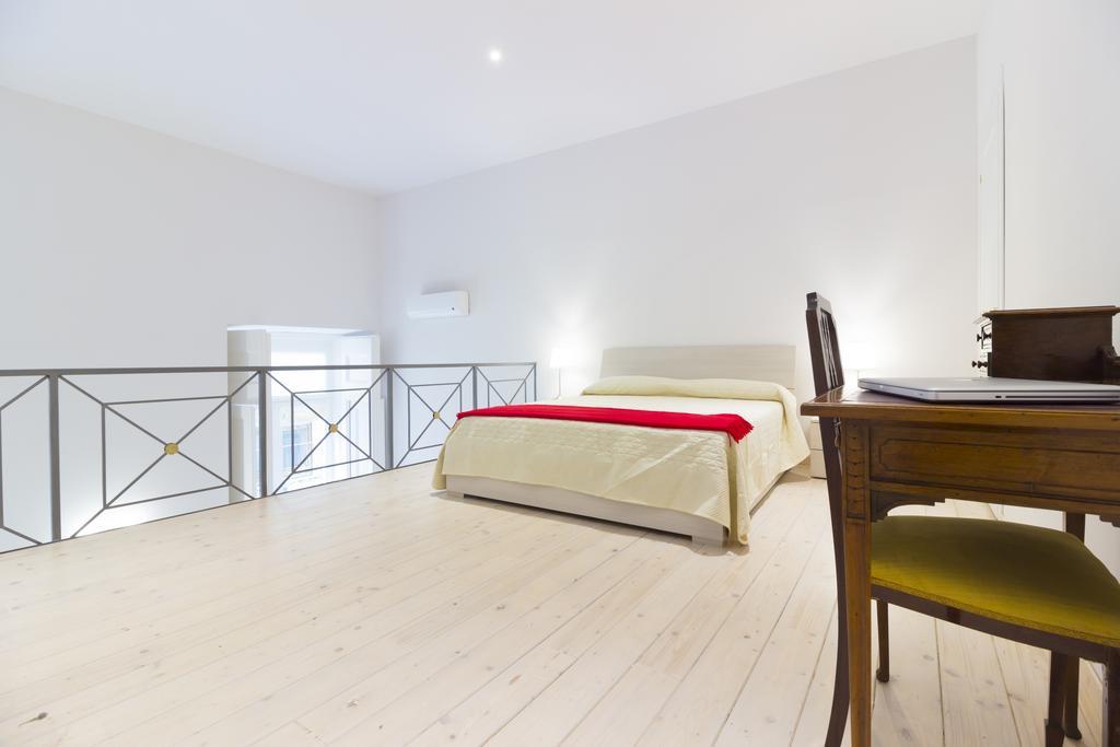 Palazzo D'Auria Aparthotel Napoli Ngoại thất bức ảnh