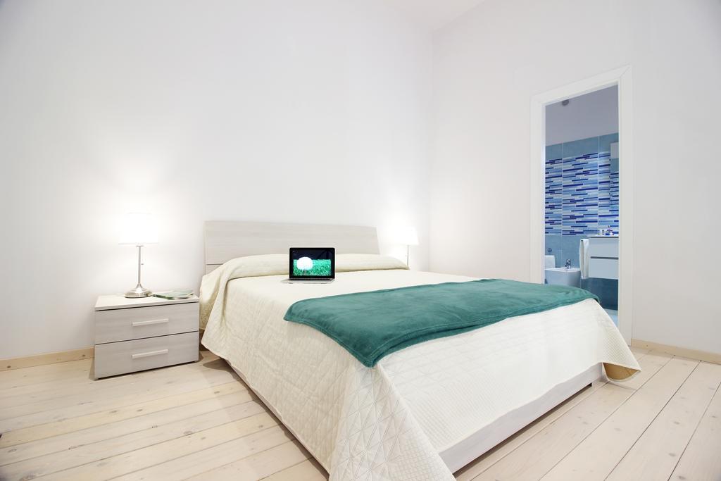 Palazzo D'Auria Aparthotel Napoli Ngoại thất bức ảnh