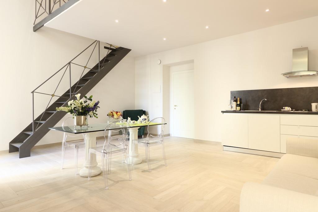 Palazzo D'Auria Aparthotel Napoli Ngoại thất bức ảnh