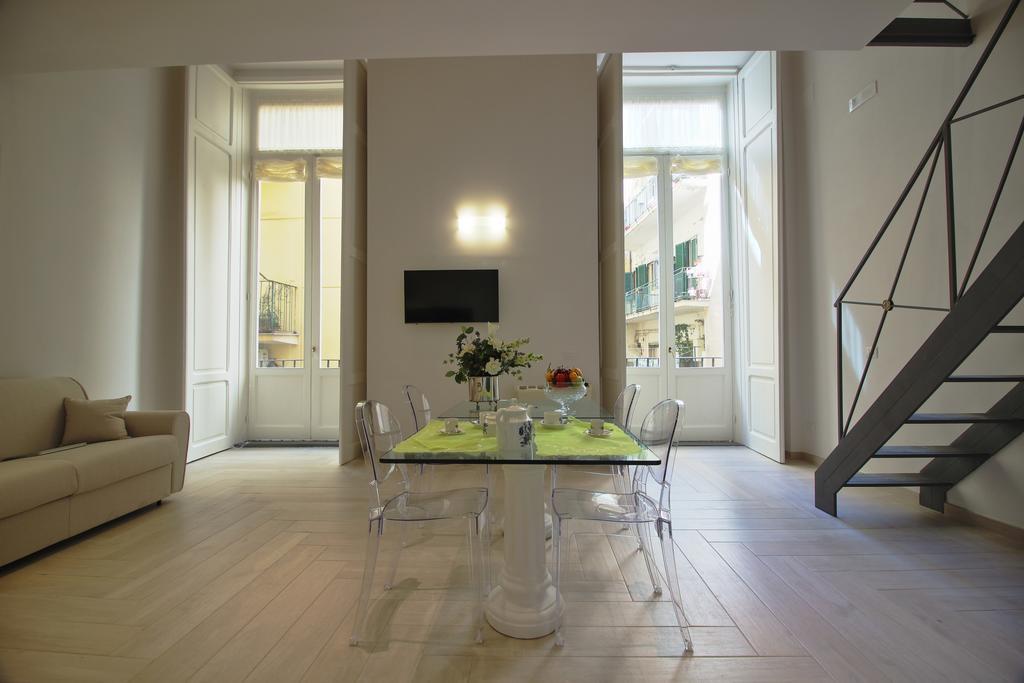 Palazzo D'Auria Aparthotel Napoli Ngoại thất bức ảnh
