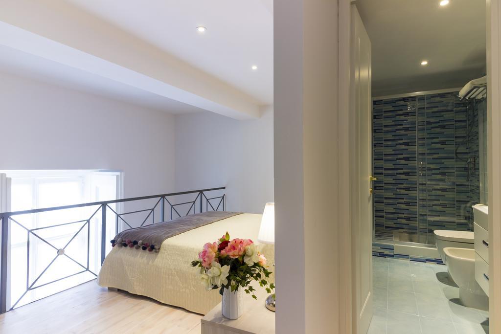 Palazzo D'Auria Aparthotel Napoli Ngoại thất bức ảnh