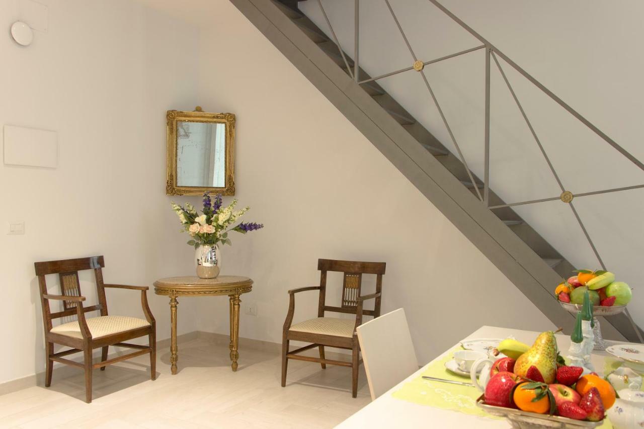Palazzo D'Auria Aparthotel Napoli Ngoại thất bức ảnh